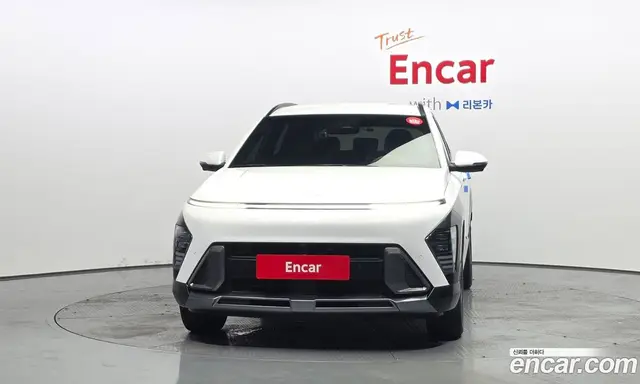 Hyundai Kona 2023 1.6 автомат (гидро), миниатюра 3 Hyundai Kona 2023 1.6 автомат (гидро), миниатюра 3