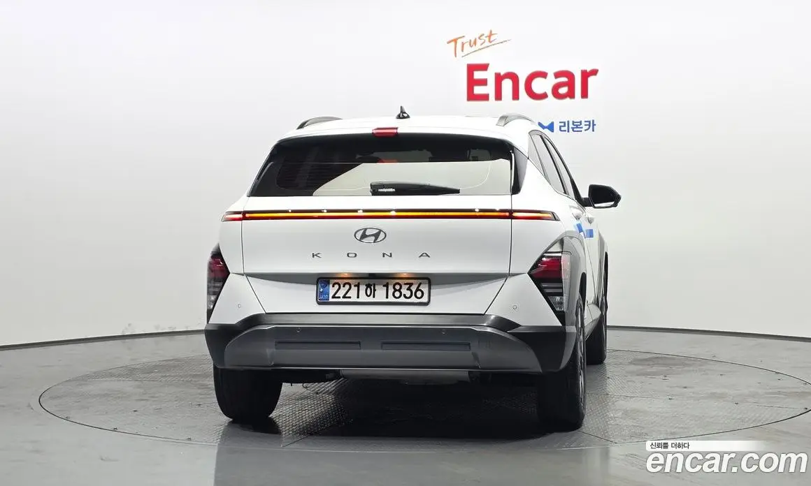 Hyundai Kona 2023 1.6 автомат (гидро), фото 4 Hyundai Kona 2023 1.6 автомат (гидро), фото 4