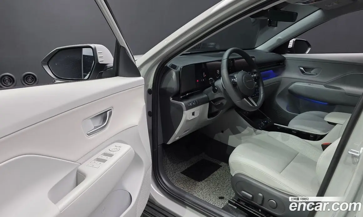 Hyundai Kona 2024 1.6 автомат (гидро), фото 13