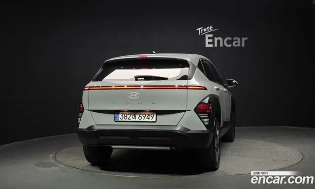 Hyundai Kona 2024 1.6 автомат (гидро), миниатюра 4