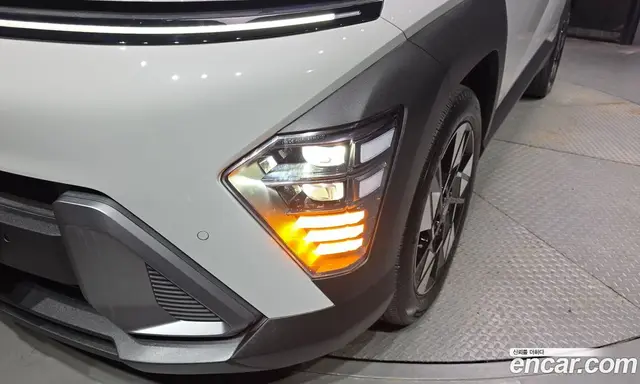Hyundai Kona 2024 1.6 автомат (гидро), миниатюра 8