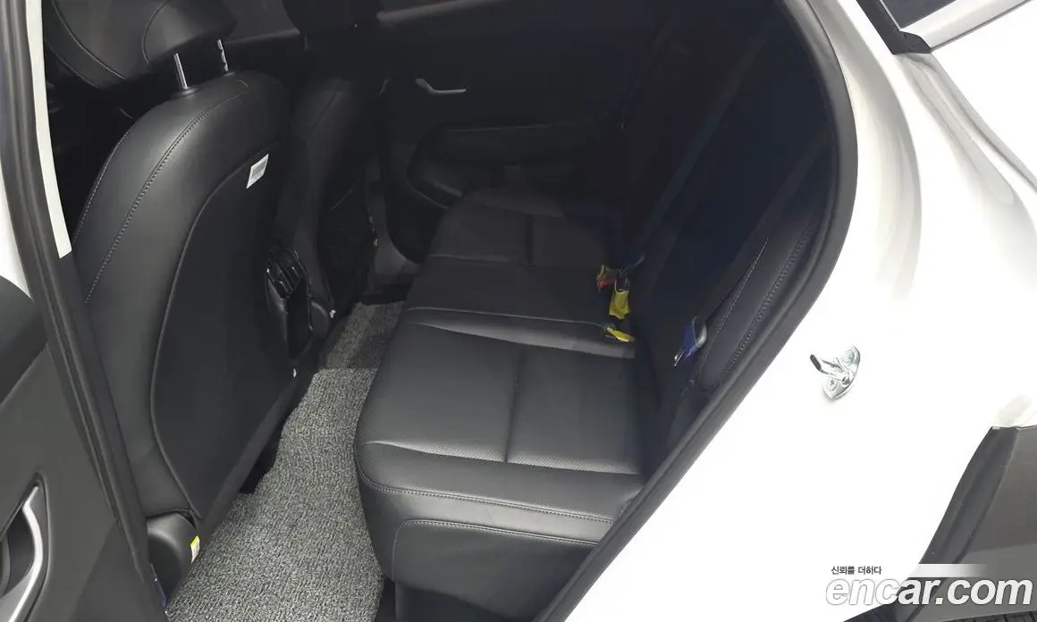 Hyundai Kona 2025 1.6 автомат (гидро), фото 18 Hyundai Kona 2025 1.6 автомат (гидро), фото 18