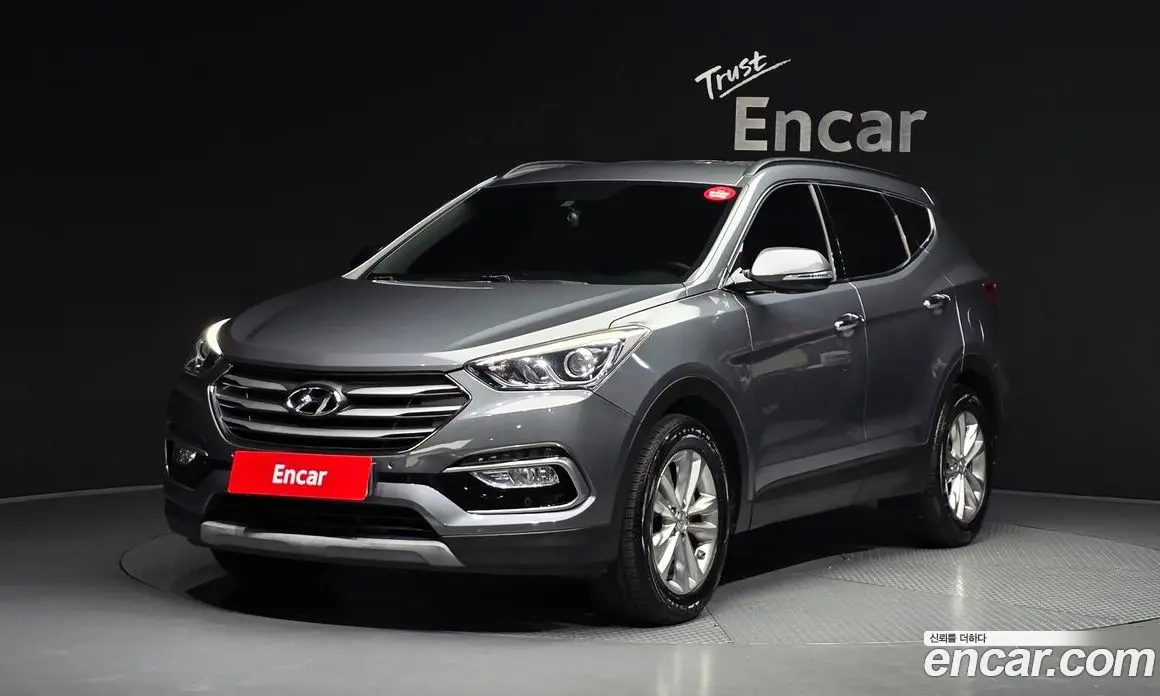 Hyundai Santa Fe 2017 2.0 автомат (гидро), фото 1 Hyundai Santa Fe 2017 2.0 автомат (гидро), фото 1