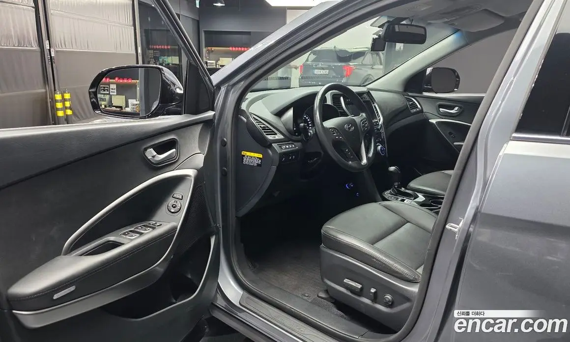 Hyundai Santa Fe 2017 2.0 автомат (гидро), фото 13 Hyundai Santa Fe 2017 2.0 автомат (гидро), фото 13