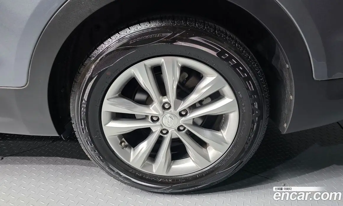Hyundai Santa Fe 2017 2.0 автомат (гидро), фото 7 Hyundai Santa Fe 2017 2.0 автомат (гидро), фото 7