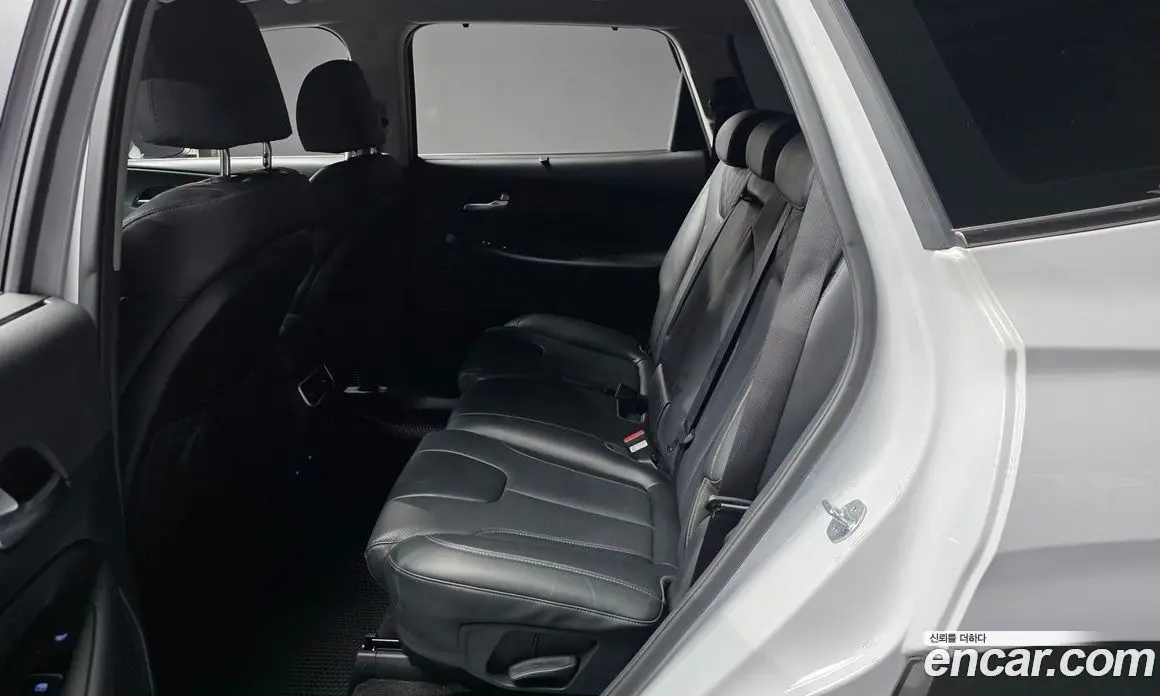 Hyundai Santa Fe 2022 2.2 автомат (гидро), фото 16 Hyundai Santa Fe 2022 2.2 автомат (гидро), фото 16