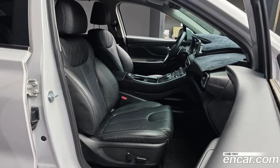 Hyundai Santa Fe 2022 2.2 автомат (гидро), фото 17 Hyundai Santa Fe 2022 2.2 автомат (гидро), фото 17