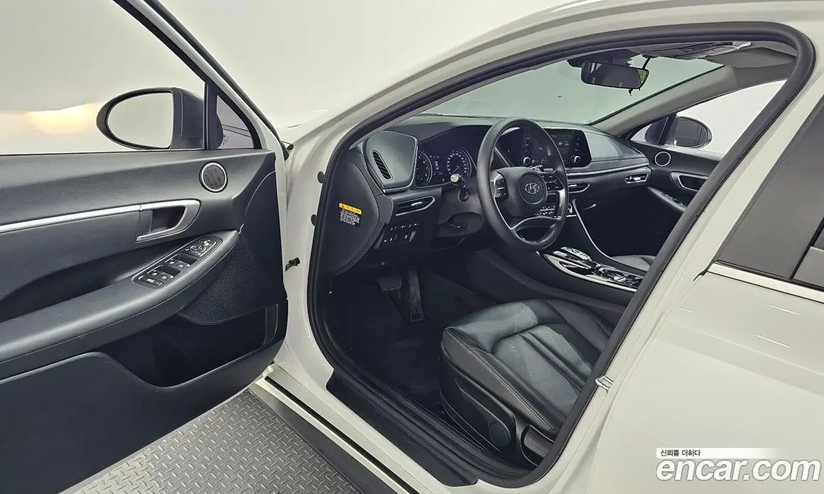 Hyundai Sonata 2019 2.0 автомат (гидро), фото 13 Hyundai Sonata 2019 2.0 автомат (гидро), фото 13