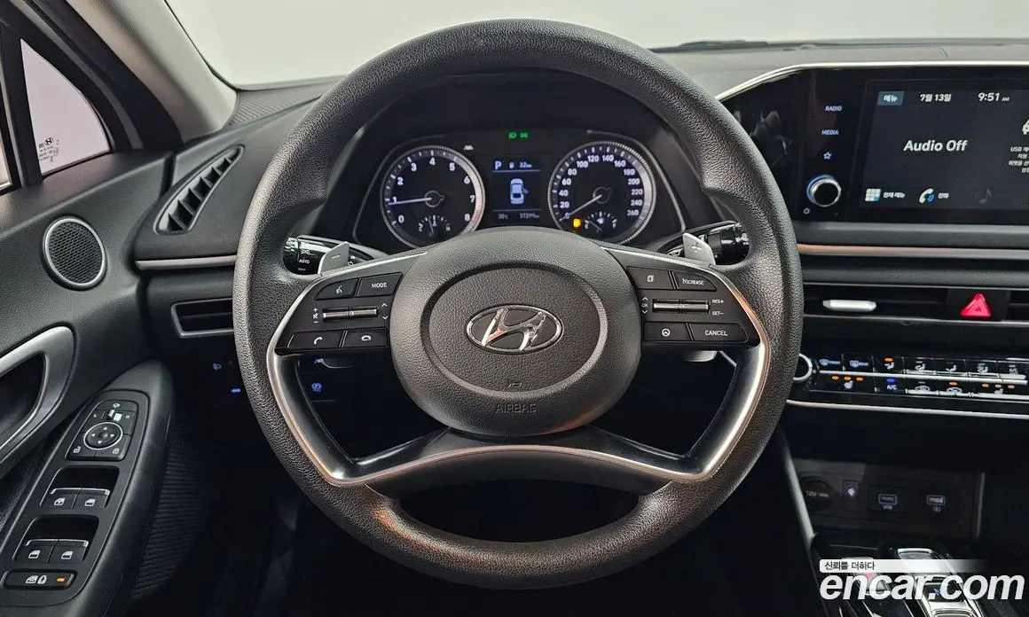 Hyundai Sonata 2019 2.0 автомат (гидро), фото 20 Hyundai Sonata 2019 2.0 автомат (гидро), фото 20