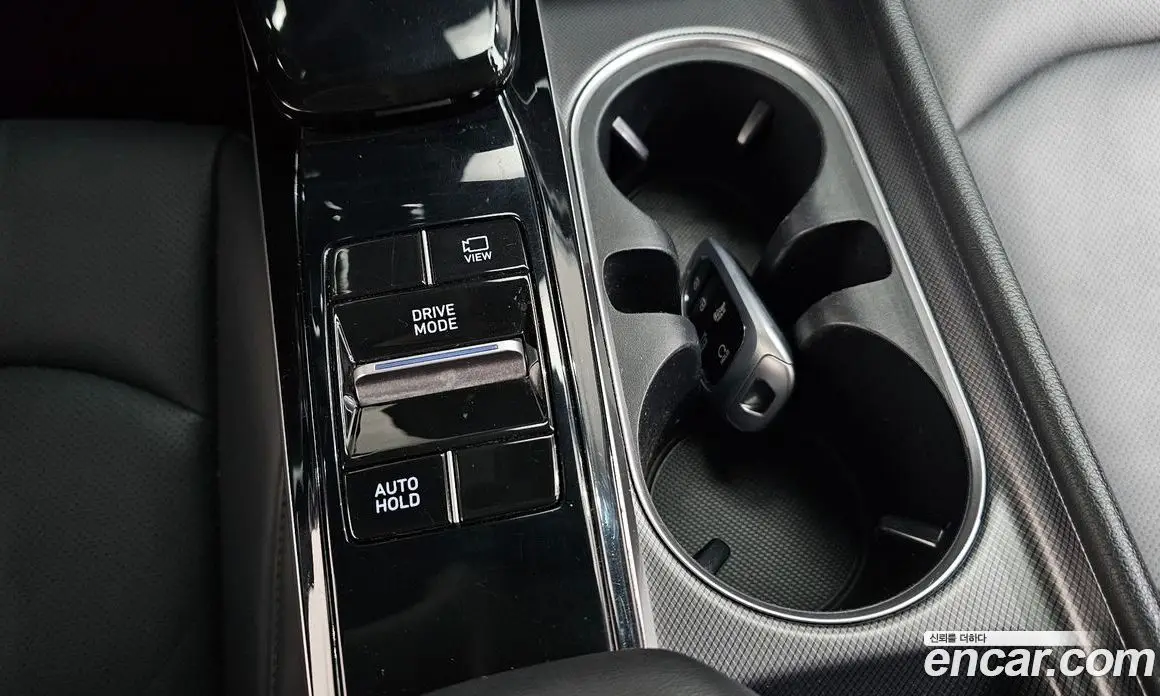 Hyundai Sonata 2019 2.0 автомат (гидро), фото 26 Hyundai Sonata 2019 2.0 автомат (гидро), фото 26