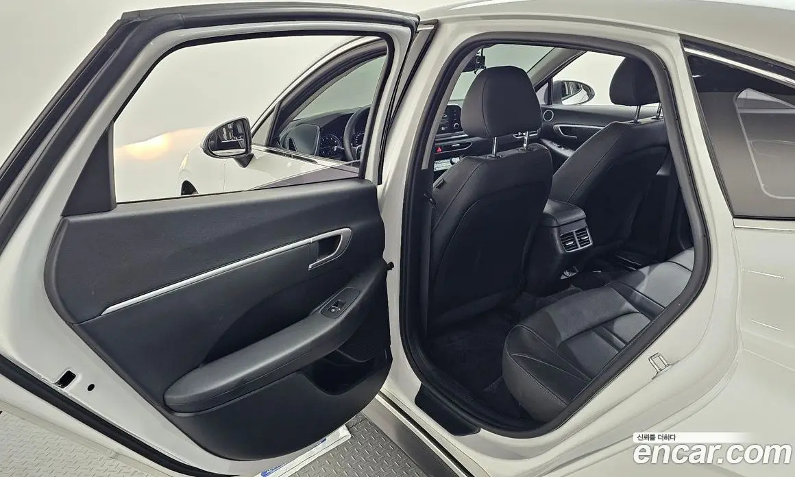 Hyundai Sonata 2019 2.0 автомат (гидро), фото 27 Hyundai Sonata 2019 2.0 автомат (гидро), фото 27