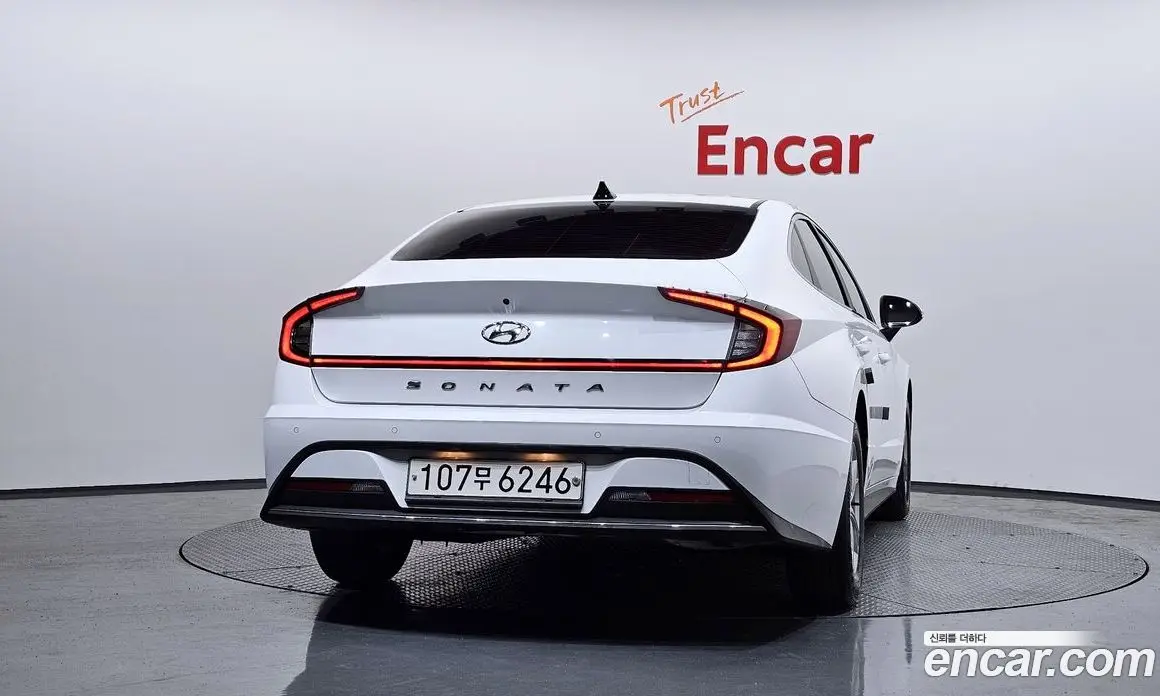 Hyundai Sonata 2019 2.0 автомат (гидро), фото 4 Hyundai Sonata 2019 2.0 автомат (гидро), фото 4