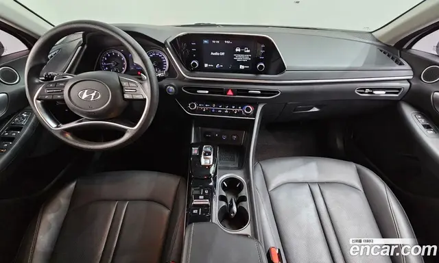 Hyundai Sonata 2019 2.0 автомат (гидро), миниатюра 10 Hyundai Sonata 2019 2.0 автомат (гидро), миниатюра 10
