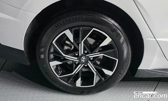 Hyundai Sonata 2024 2.0 автомат (гидро), миниатюра 5 Hyundai Sonata 2024 2.0 автомат (гидро), миниатюра 5