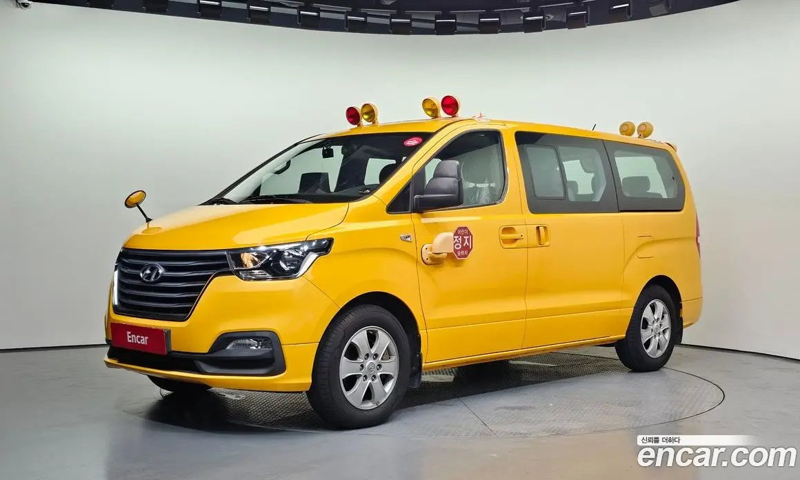 Hyundai Starex 2019 2.4 автомат (гидро), фото 1 Hyundai Starex 2019 2.4 автомат (гидро), фото 1