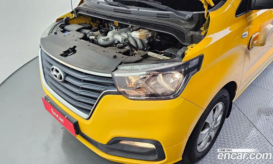 Hyundai Starex 2019 2.4 автомат (гидро), фото 6 Hyundai Starex 2019 2.4 автомат (гидро), фото 6