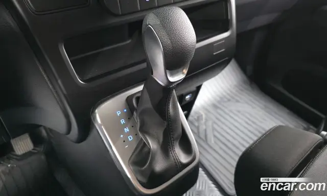Hyundai Staria 2025 2.2 автомат (гидро), миниатюра 12