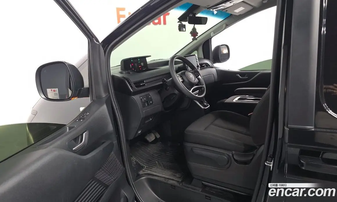 Hyundai Staria 2025 2.2 автомат (гидро), фото 13 Hyundai Staria 2025 2.2 автомат (гидро), фото 13