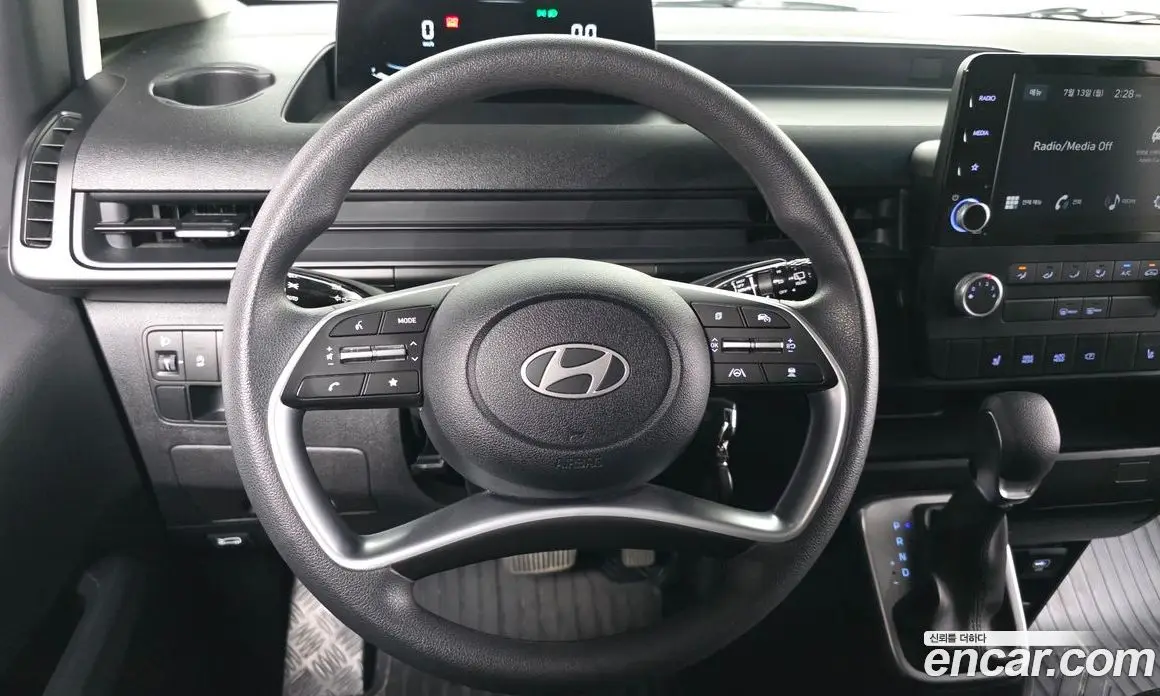 Hyundai Staria 2025 2.2 автомат (гидро), фото 19 Hyundai Staria 2025 2.2 автомат (гидро), фото 19