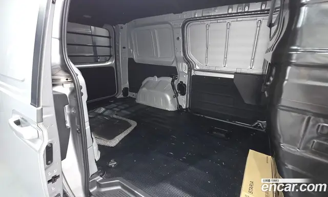 Hyundai Staria 2025 2.2 автомат (гидро), миниатюра 12