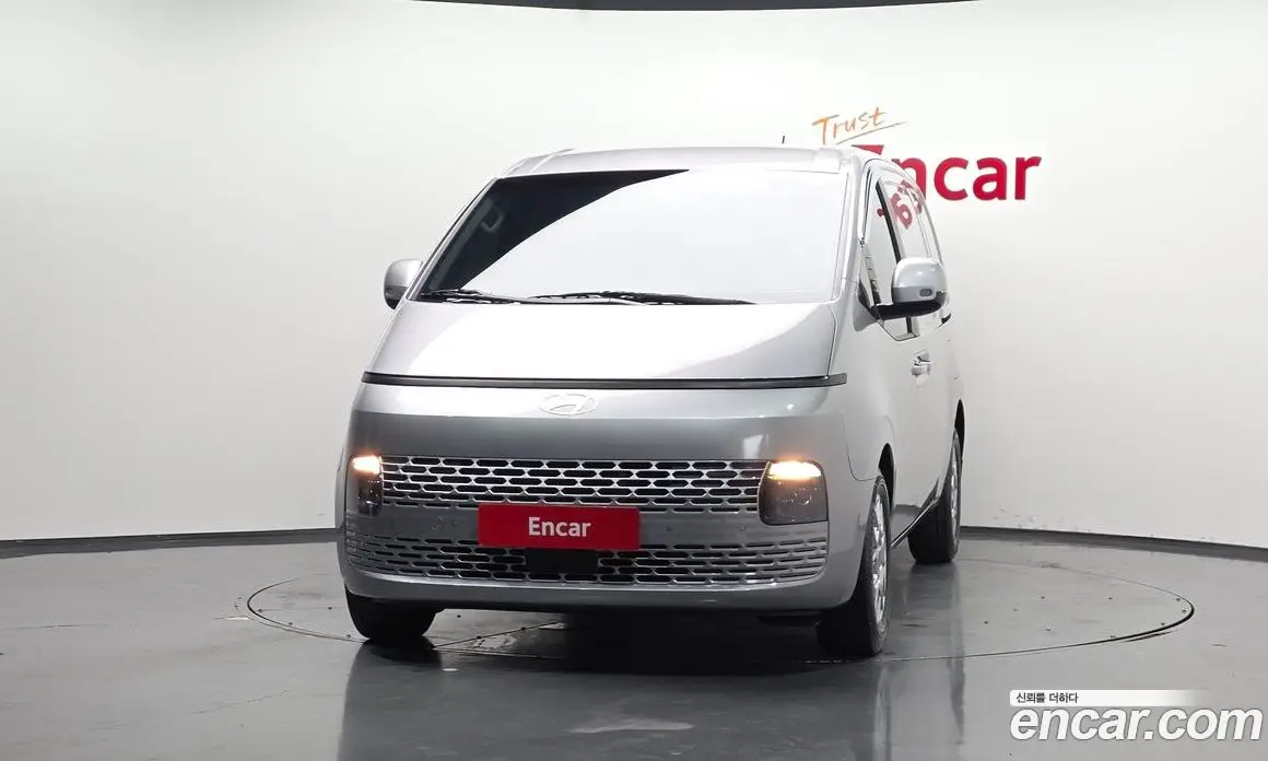 Hyundai Staria 2025 2.2 автомат (гидро), фото 3 Hyundai Staria 2025 2.2 автомат (гидро), фото 3