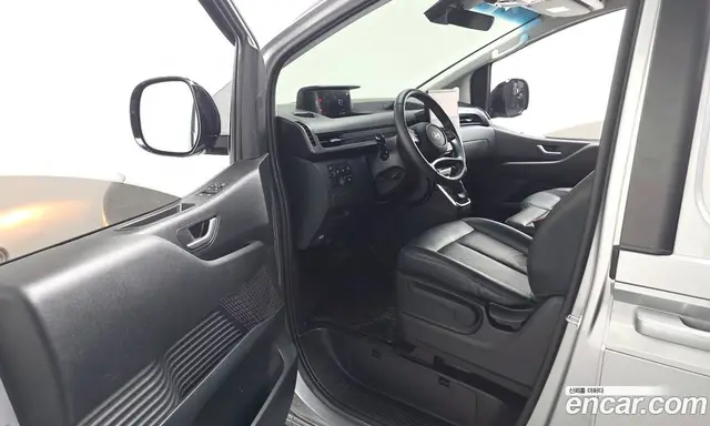 Hyundai Staria 2025 2.2 автомат (гидро), миниатюра 10 Hyundai Staria 2025 2.2 автомат (гидро), миниатюра 10