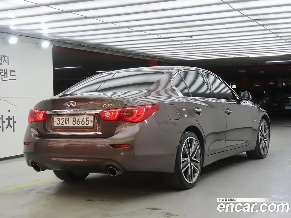 Infiniti Q50 2014 2.1 автомат (гидро), фото 4 Infiniti Q50 2014 2.1 автомат (гидро), фото 4