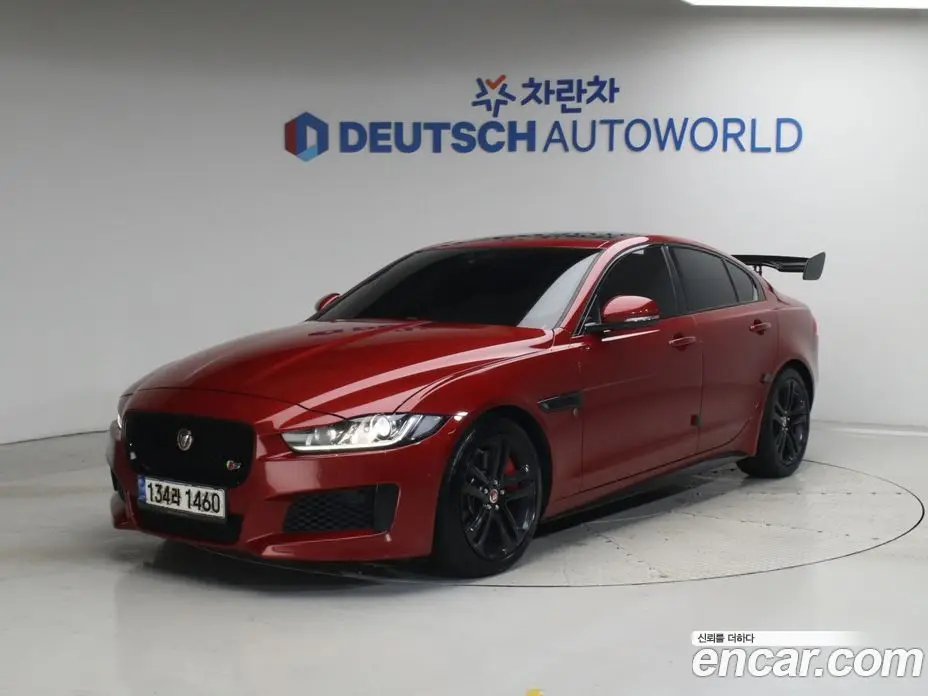 Jaguar XE 2016 3.0 автомат (гидро), фото 2 Jaguar XE 2016 3.0 автомат (гидро), фото 2