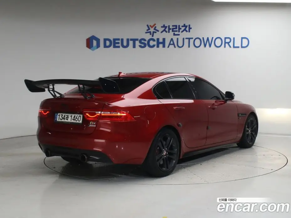Jaguar XE 2016 3.0 автомат (гидро), фото 5 Jaguar XE 2016 3.0 автомат (гидро), фото 5