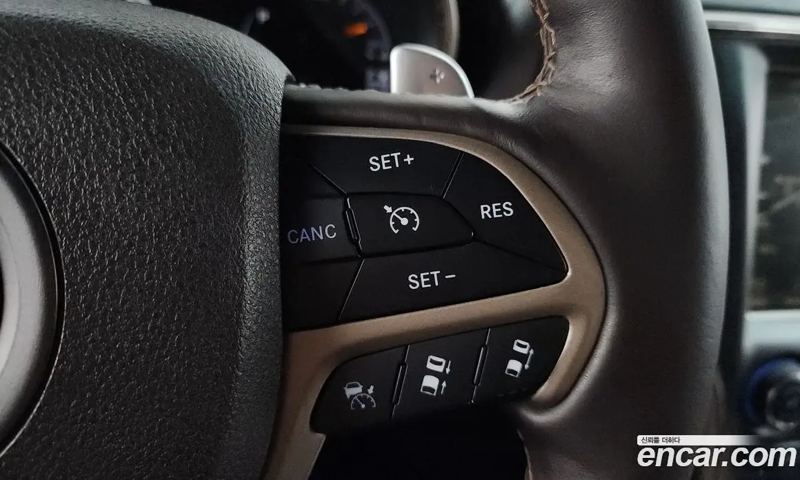Jeep Cherokee 2014 3.0 автомат (гидро), фото 15