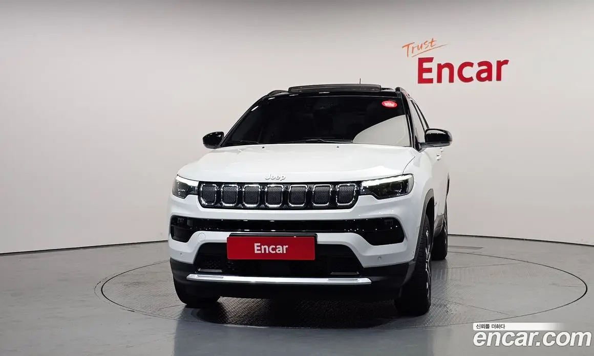Jeep Compass 2022 2.4 автомат (гидро), фото 3