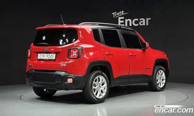 Jeep Renegade 2017 2.0 автомат (гидро), миниатюра 2 Jeep Renegade 2017 2.0 автомат (гидро), миниатюра 2