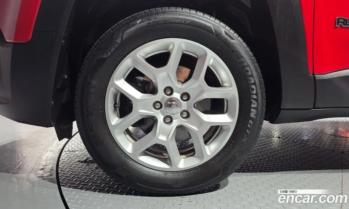 Jeep Renegade 2017 2.0 автомат (гидро), фото 5 Jeep Renegade 2017 2.0 автомат (гидро), фото 5