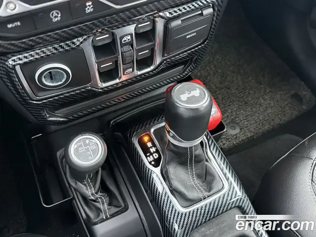 Jeep Wrangler 2020 2.0 автомат (гидро), миниатюра 10 Jeep Wrangler 2020 2.0 автомат (гидро), миниатюра 10