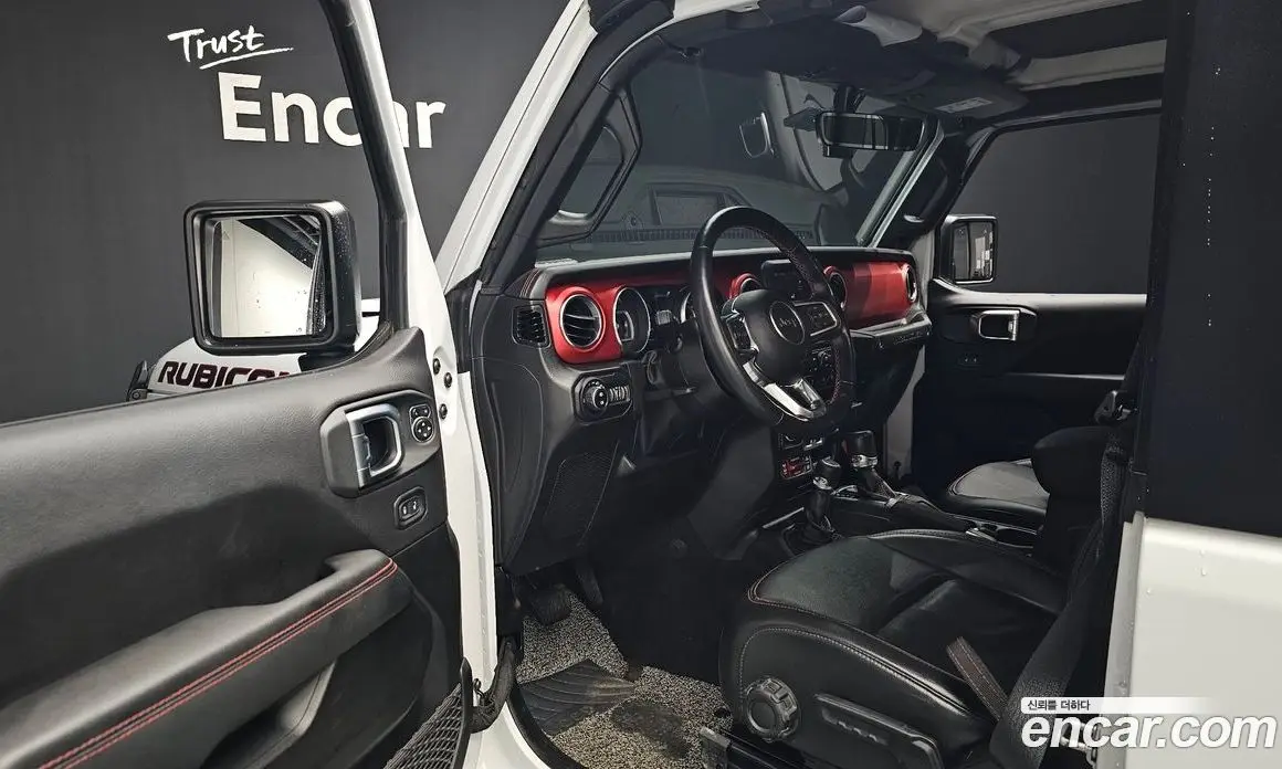 Jeep Wrangler 2022 2.0 автомат (гидро), фото 13 Jeep Wrangler 2022 2.0 автомат (гидро), фото 13
