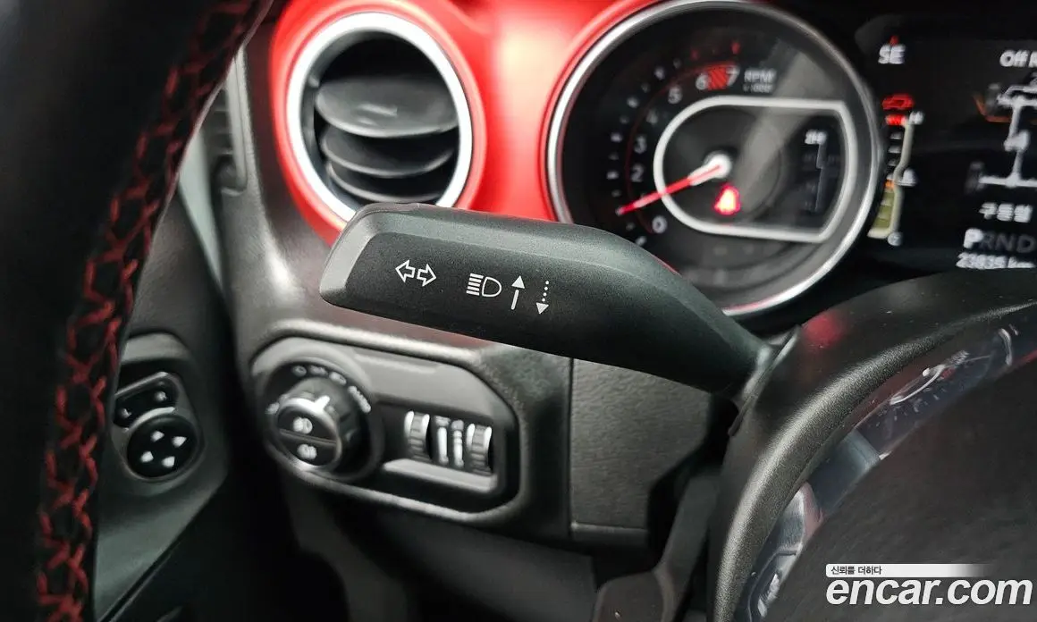 Jeep Wrangler 2022 2.0 автомат (гидро), фото 24 Jeep Wrangler 2022 2.0 автомат (гидро), фото 24