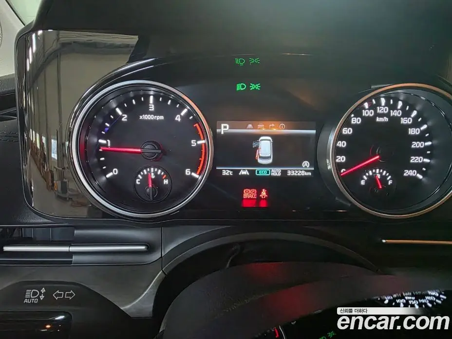 Kia Carnival 2022 2.2 автомат (гидро), фото 8 Kia Carnival 2022 2.2 автомат (гидро), фото 8