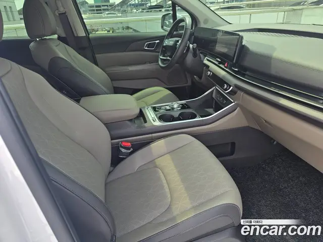 Kia Carnival 2024 1.6 автомат (гидро), миниатюра 11 Kia Carnival 2024 1.6 автомат (гидро), миниатюра 11