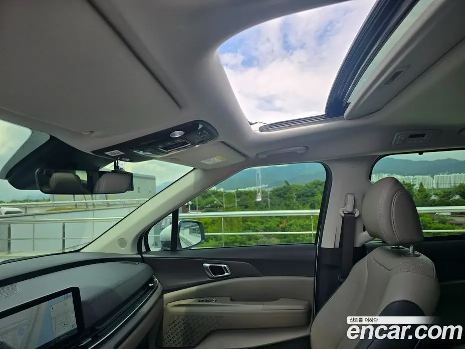 Kia Carnival 2024 1.6 автомат (гидро), фото 15 Kia Carnival 2024 1.6 автомат (гидро), фото 15