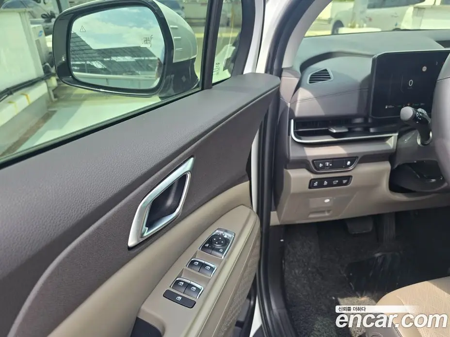 Kia Carnival 2024 1.6 автомат (гидро), фото 17 Kia Carnival 2024 1.6 автомат (гидро), фото 17