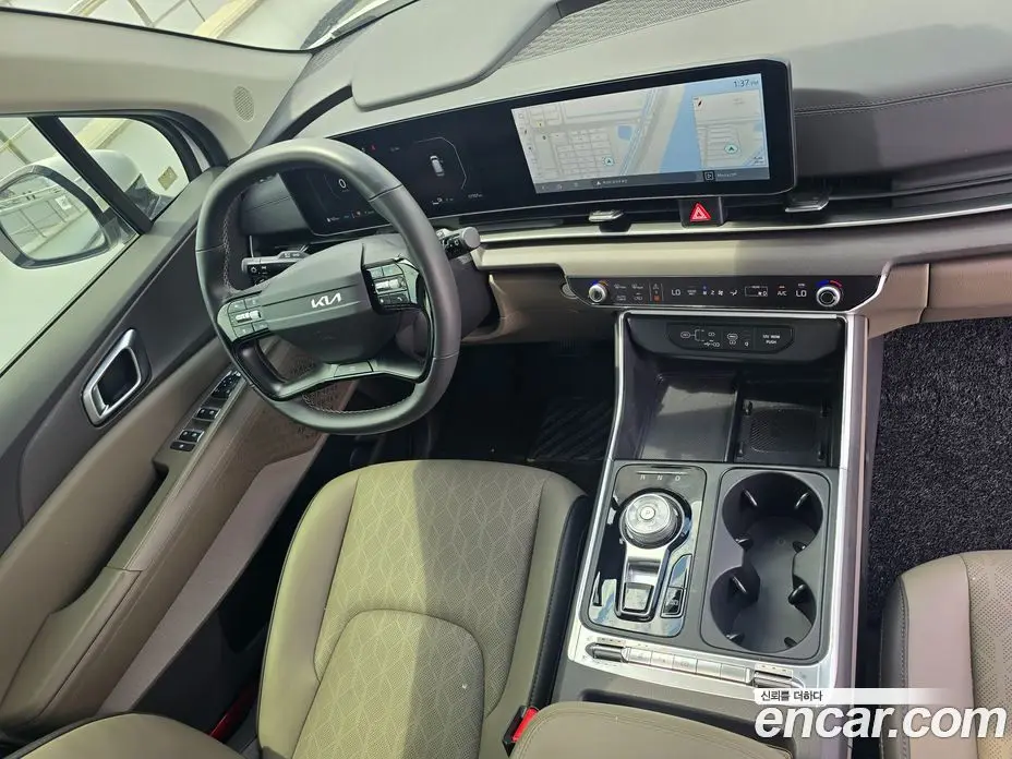 Kia Carnival 2024 1.6 автомат (гидро), фото 9 Kia Carnival 2024 1.6 автомат (гидро), фото 9