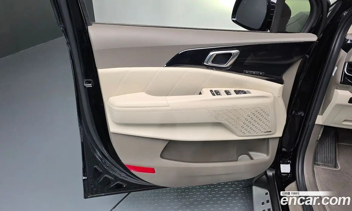 Kia Carnival 2025 3.5 автомат (гидро), фото 14 Kia Carnival 2025 3.5 автомат (гидро), фото 14