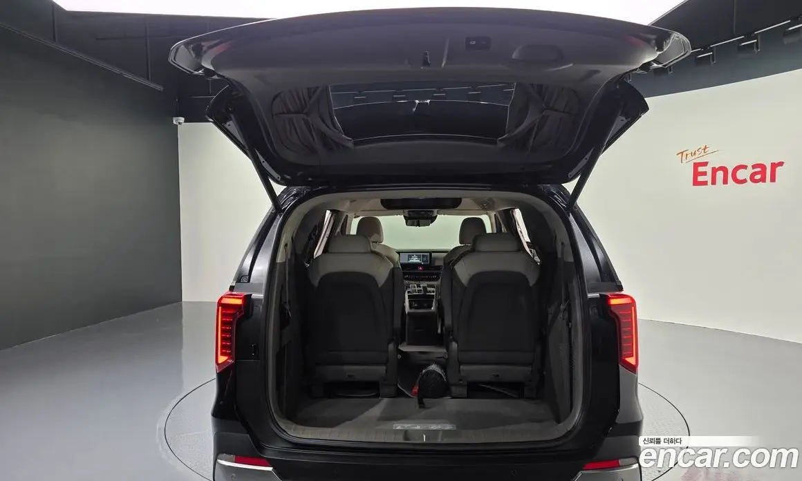 Kia Carnival 2025 3.5 автомат (гидро), фото 36 Kia Carnival 2025 3.5 автомат (гидро), фото 36