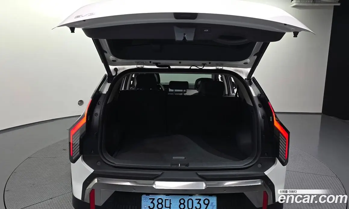 Kia EV3 2025 0.2 автомат (гидро), фото 26 Kia EV3 2025 0.2 автомат (гидро), фото 26
