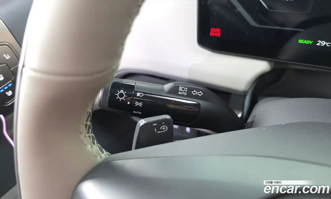 Kia EV3 2025 0.2 автомат (гидро), фото 30 Kia EV3 2025 0.2 автомат (гидро), фото 30