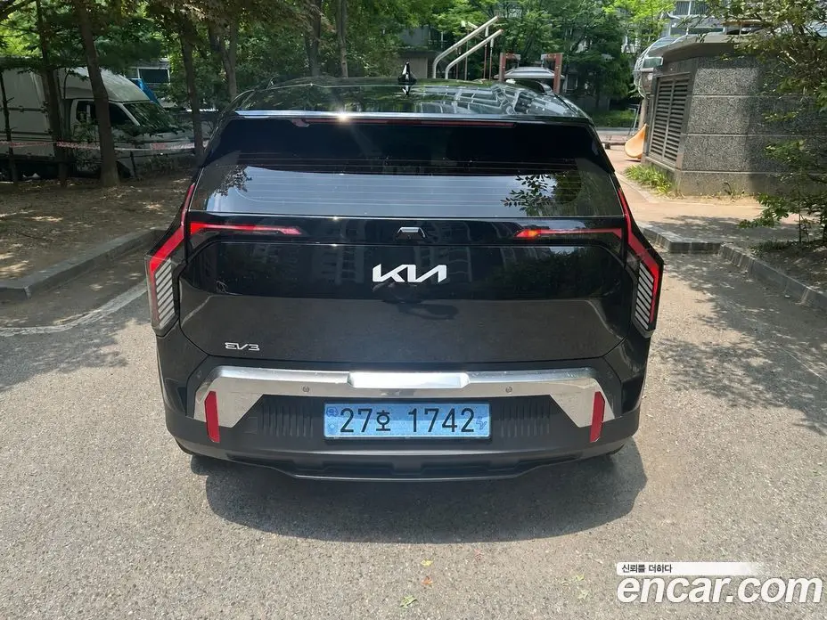 Kia EV3 2026 автомат (гидро), фото 4 Kia EV3 2026 автомат (гидро), фото 4