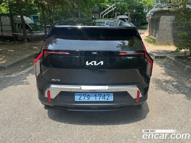 Kia EV3 2026 автомат (гидро), миниатюра 4 Kia EV3 2026 автомат (гидро), миниатюра 4