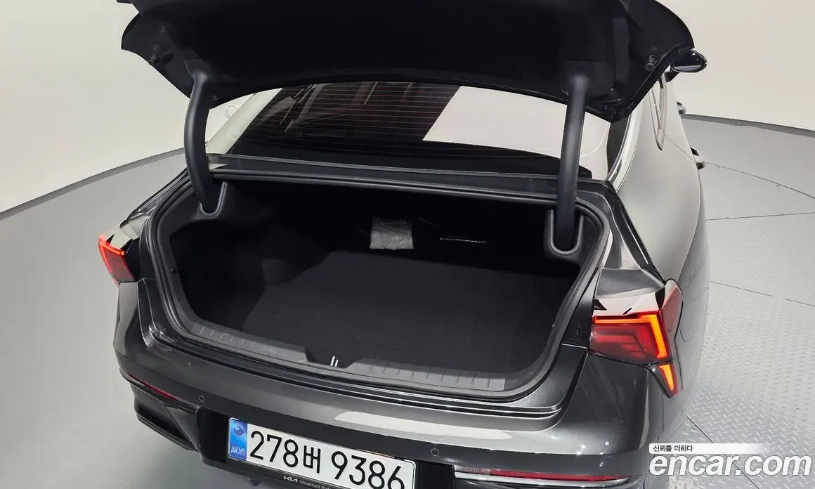 Kia K5 (Optima) 2025 1.6 автомат (гидро), фото 32