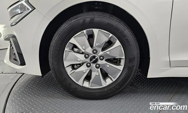 Kia K5 (Optima) 2025 2.0 автомат (гидро), миниатюра 5