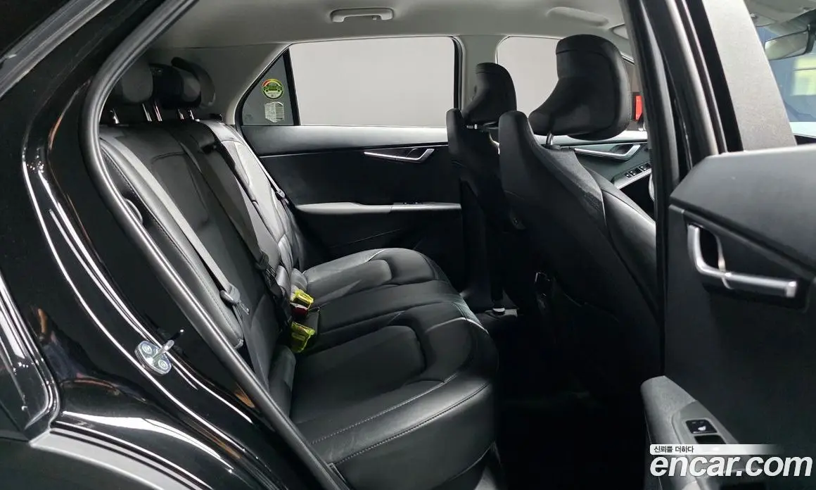 Kia Niro 2023 0.2 автомат (гидро), фото 17 Kia Niro 2023 0.2 автомат (гидро), фото 17
